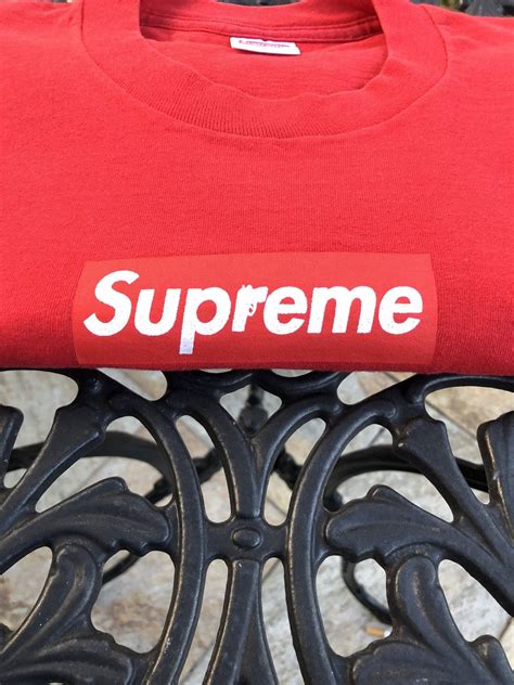 supreme gucci box logo tee replica|supreme sopranos box logo.